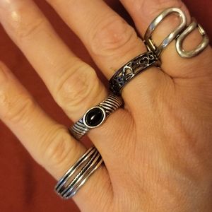 Bundle of 4 stretch rings